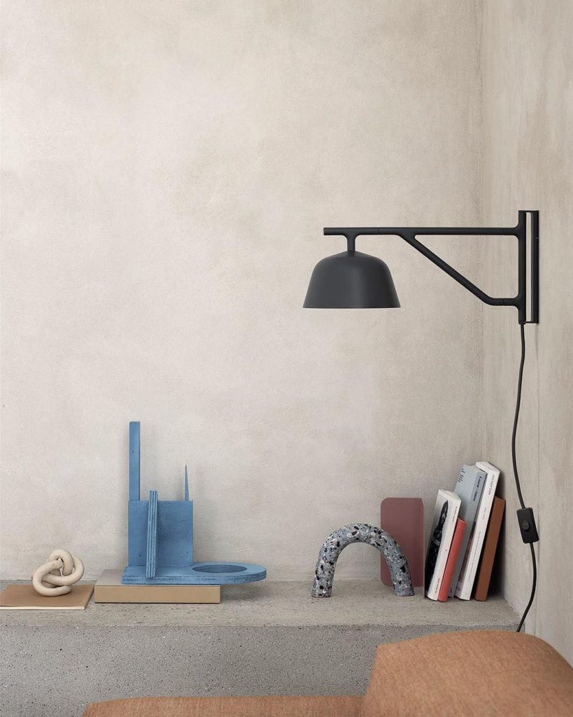 Luminaire à potence. ambit wall lamp, design TAF Studio, Muuto.