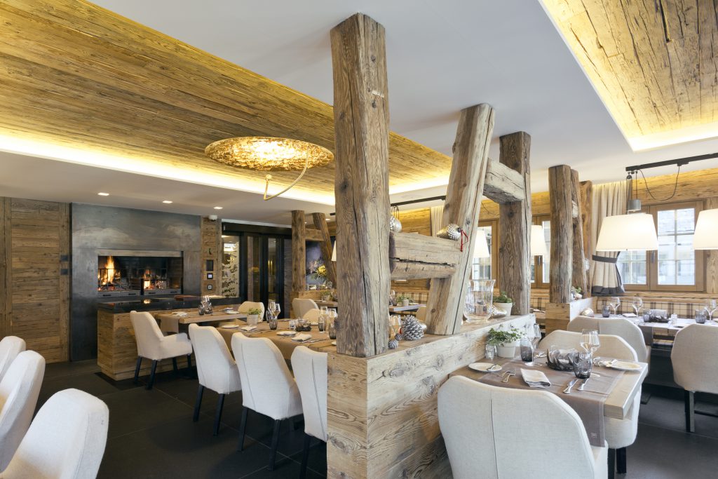 Hotel Rougemont, Rougemont (Vaud) Le restaurant