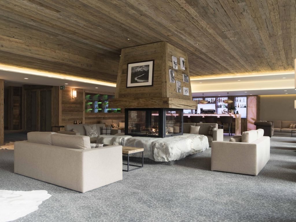 Hotel le Rougemont, lobby