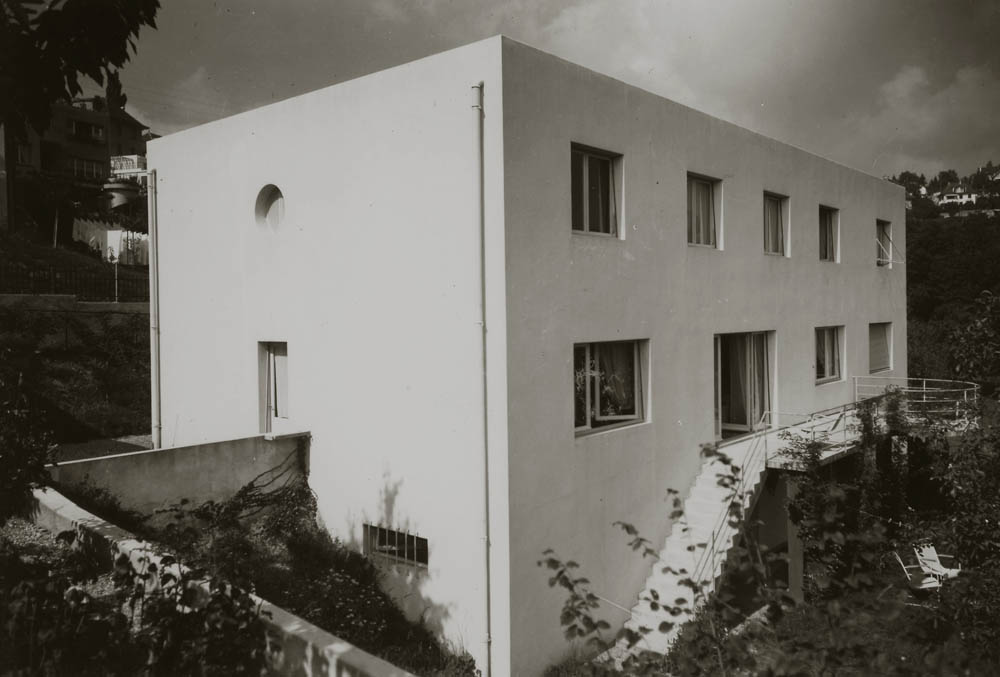 Maison  de  Maurice  Foetisch,  Lausanne,  1930-1931.  L’immeuble  ré-EPFL,  fonds  H.-R.  Von  der  Mühll)