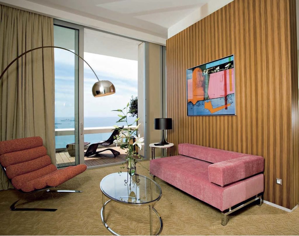 Couleurs vintage. Nuancier années soixante, sixties. Le Grand Hôtel de Cannes