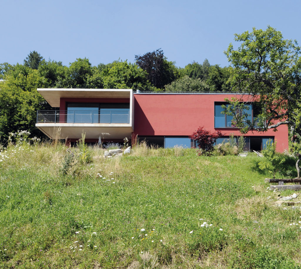 Matériaux de façades, maisons suisses façade bois crépi