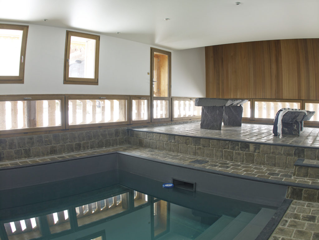 Les plus beaux chalets qui font entrer la lumière. Fenêtres cachées. Morzine.