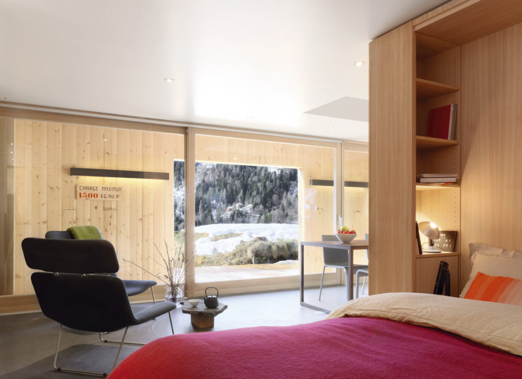 Les plus beaux chalets qui font entrer la lumière. Suisse.