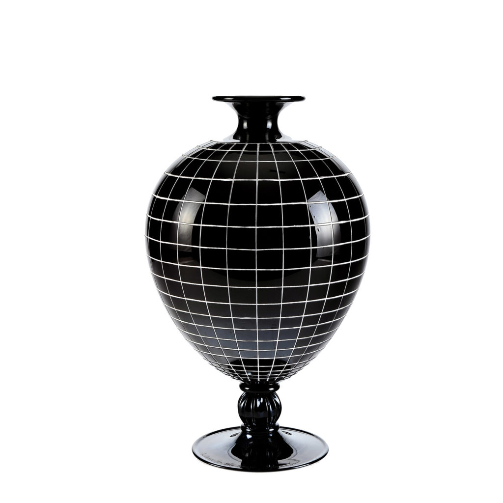 vases signés d'architectes célèbres