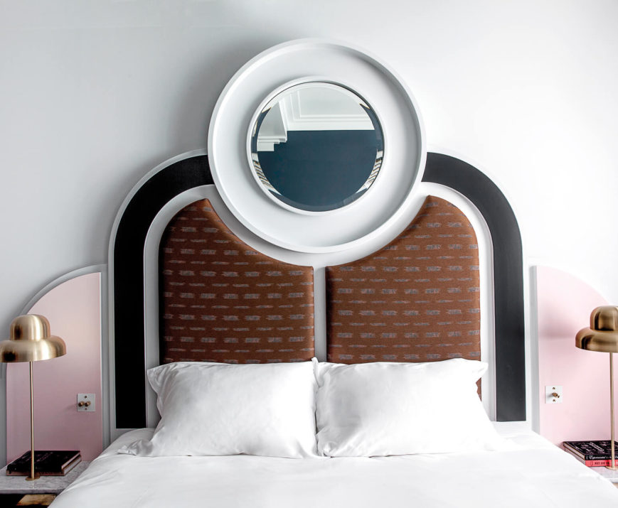 Tête de lit originale sur mesure créé par un designer décorateur