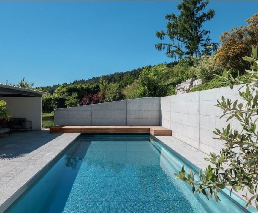 Piscines traditionnelle contemporaine inox. Les différents types de piscines.