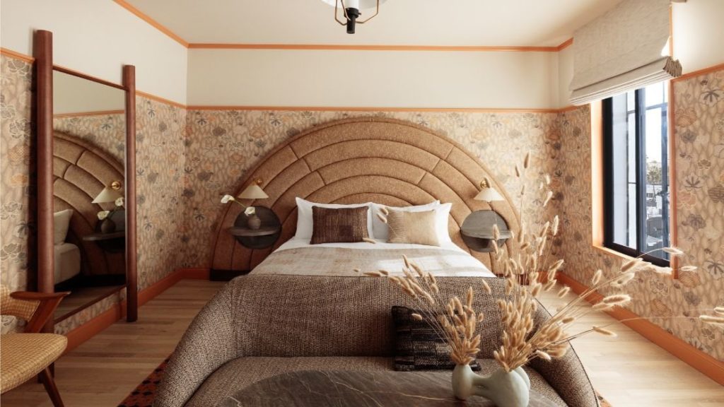 Tête de lit originale sur mesure créé par un designer décorateur
