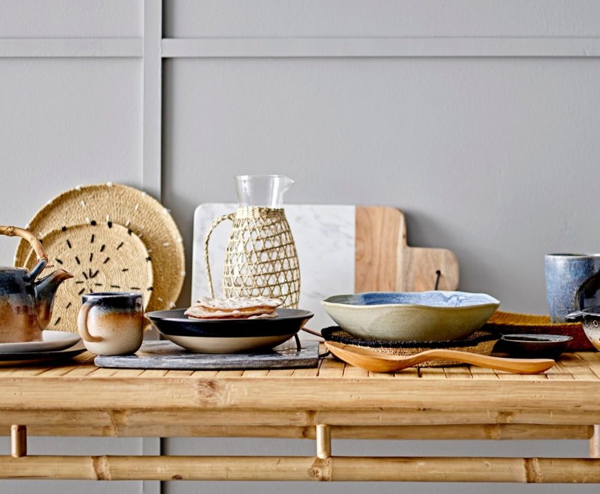 Vaisselle en grès, terre cuite, porcelaine style artisanal et néo-rustique