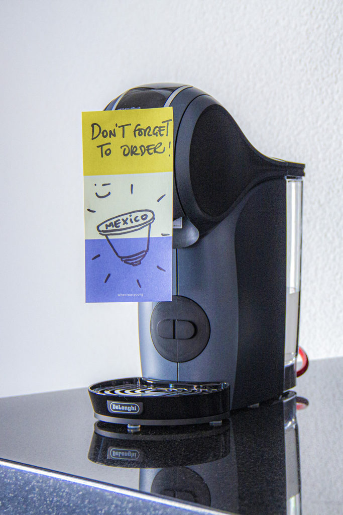 GENIO S Touch de Dolce Gusto. Tiny house. Home office.