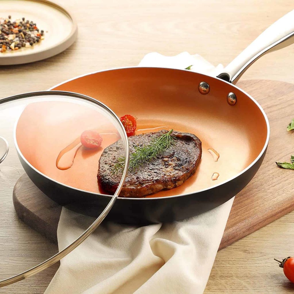 Cuisine, solutions design et écologiques. Poêle Almond.