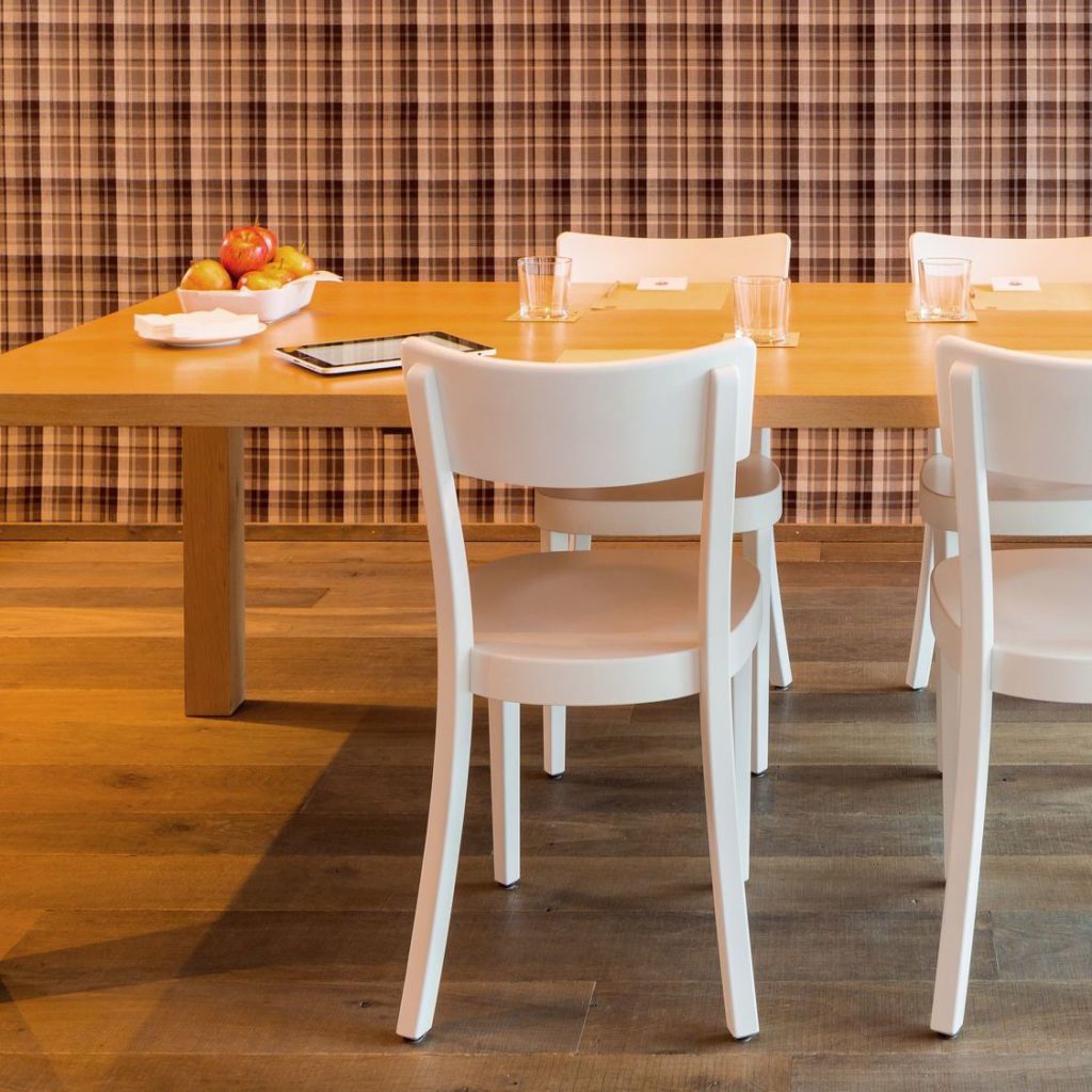 Une chaise célèbre du design suisse devenue culte
