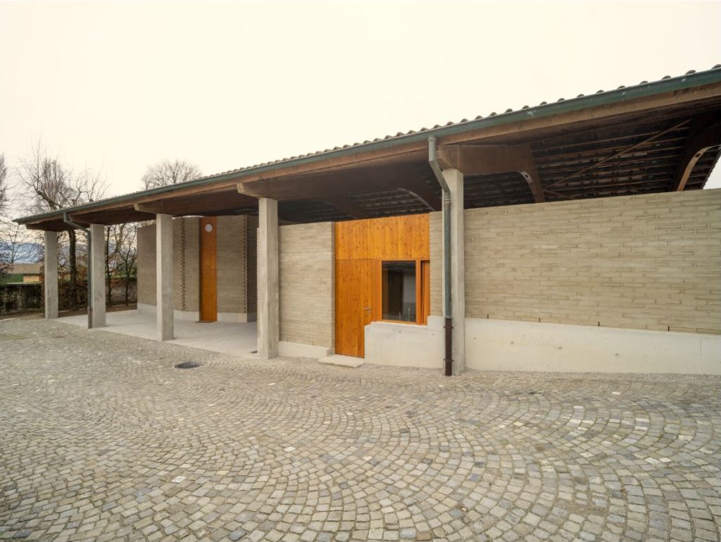Construire en terre cuite. Architecture contemporaine écologique.