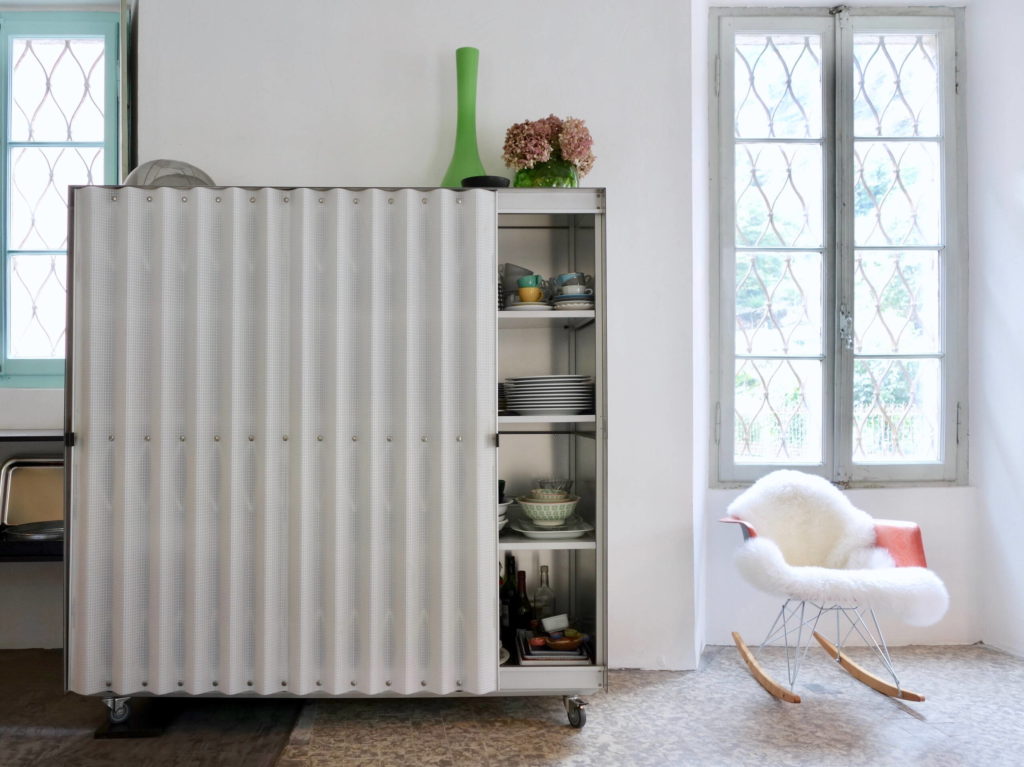 Vente de mobilier design suisse