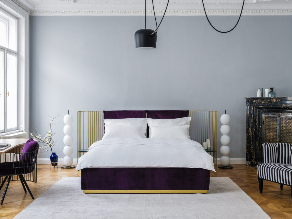 Chambre et lit de luxe, moderne et contemporain