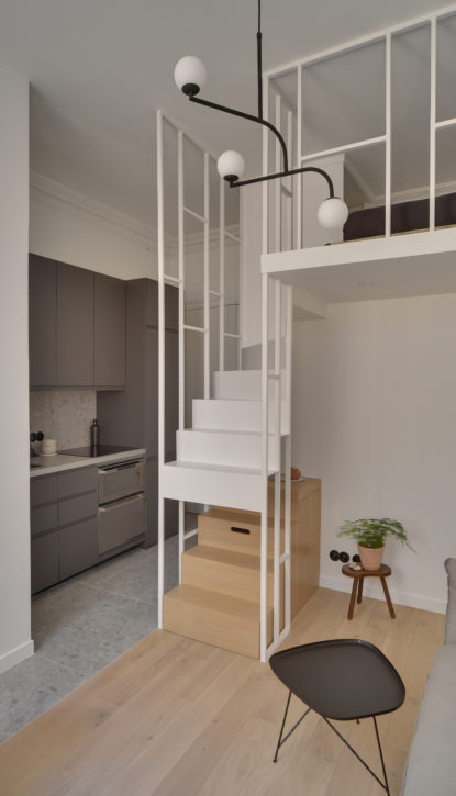 Escalier d’architecte pour petits espaces. Stair in small space.