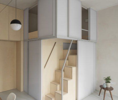 Escalier d’architecte pour petits espaces. Stair in small space.