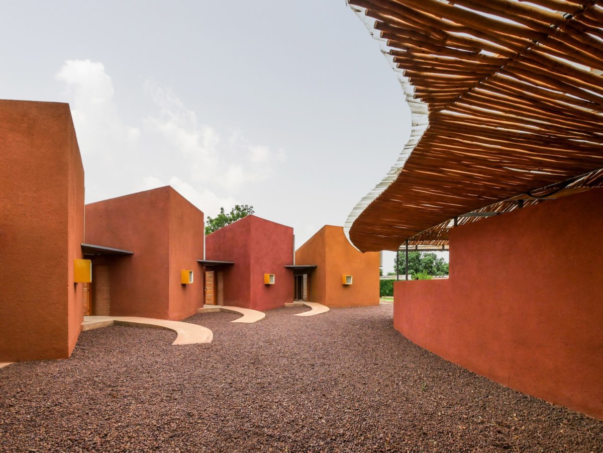 Francis Keré, l'architecte africain lauréat du prix nobel d'architecture (Pritzker)