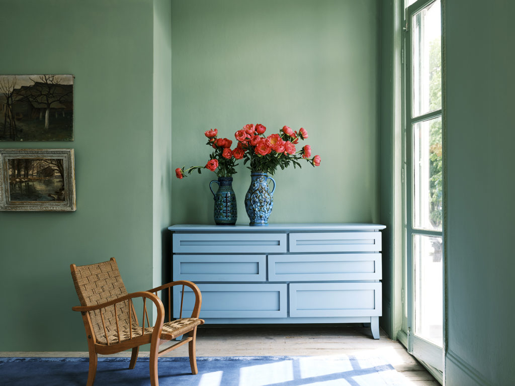 Choisir une peinture de salon. Exemple de bonne couleur.