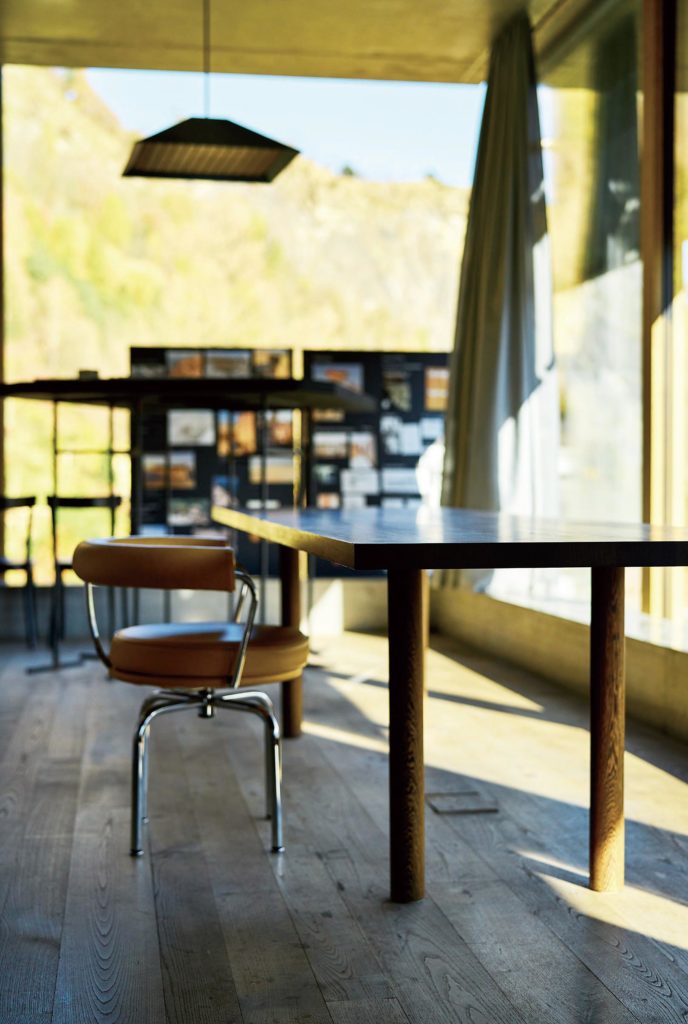 Le mobilier selon l'architecte Peter Zumthor: la collection Time & Style