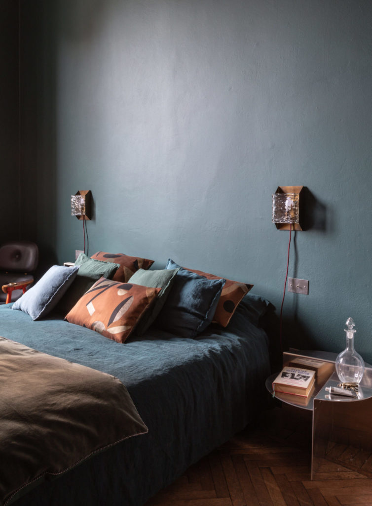 Chambre et lit de luxe, moderne et contemporain