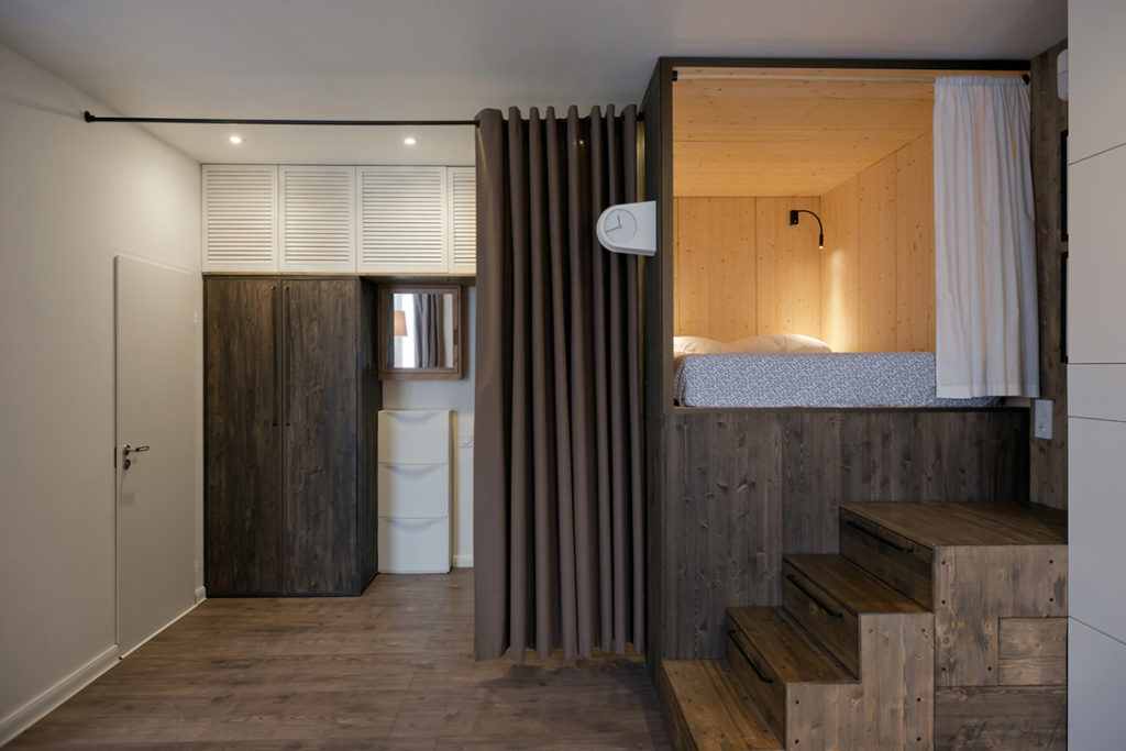 Agencement intérieur. Boîte dans la boîte. — free download