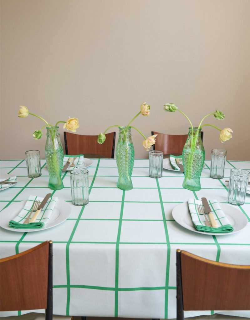 Les secrets d'une table bien dressée, des règles de l''étiquette à celles de la décoration