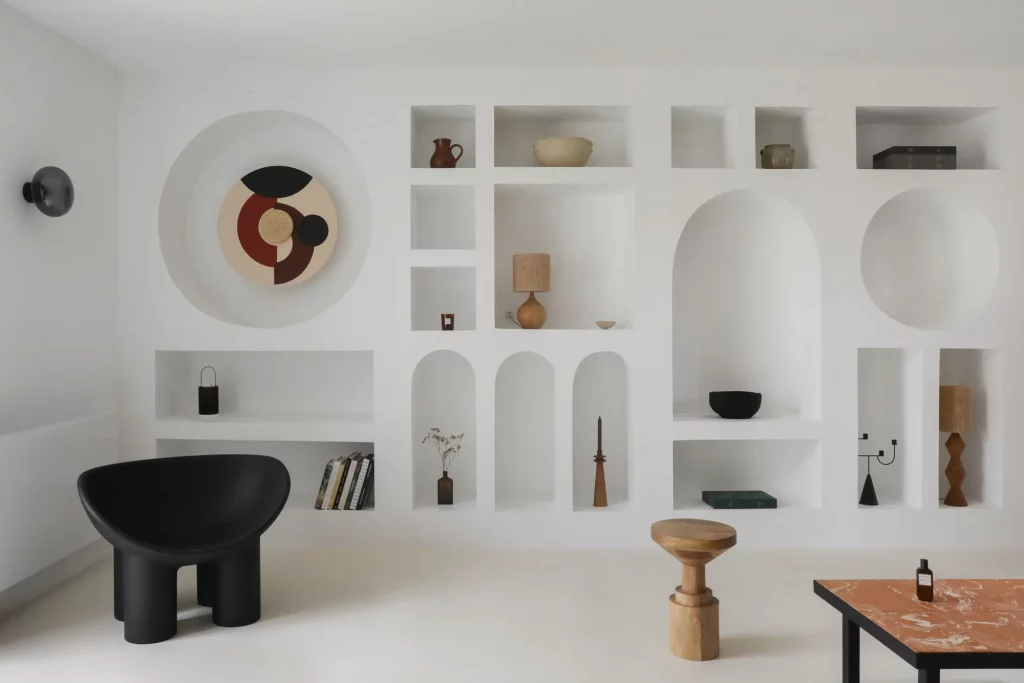 10 idées originales pour créer un joli mur de rangement