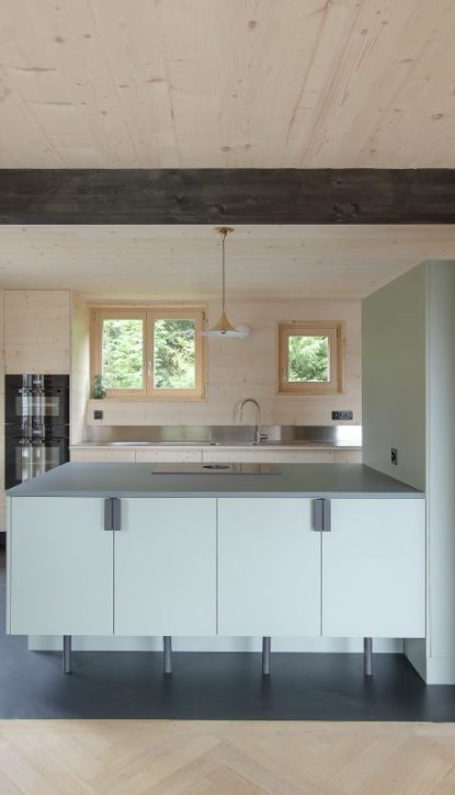 Dévoiler l'âme contemporaine d'un chalet rustique